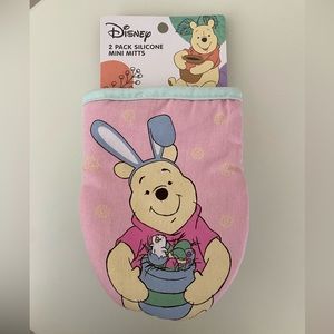 DISNEY Winnie the Pooh Mini Oven Mitts